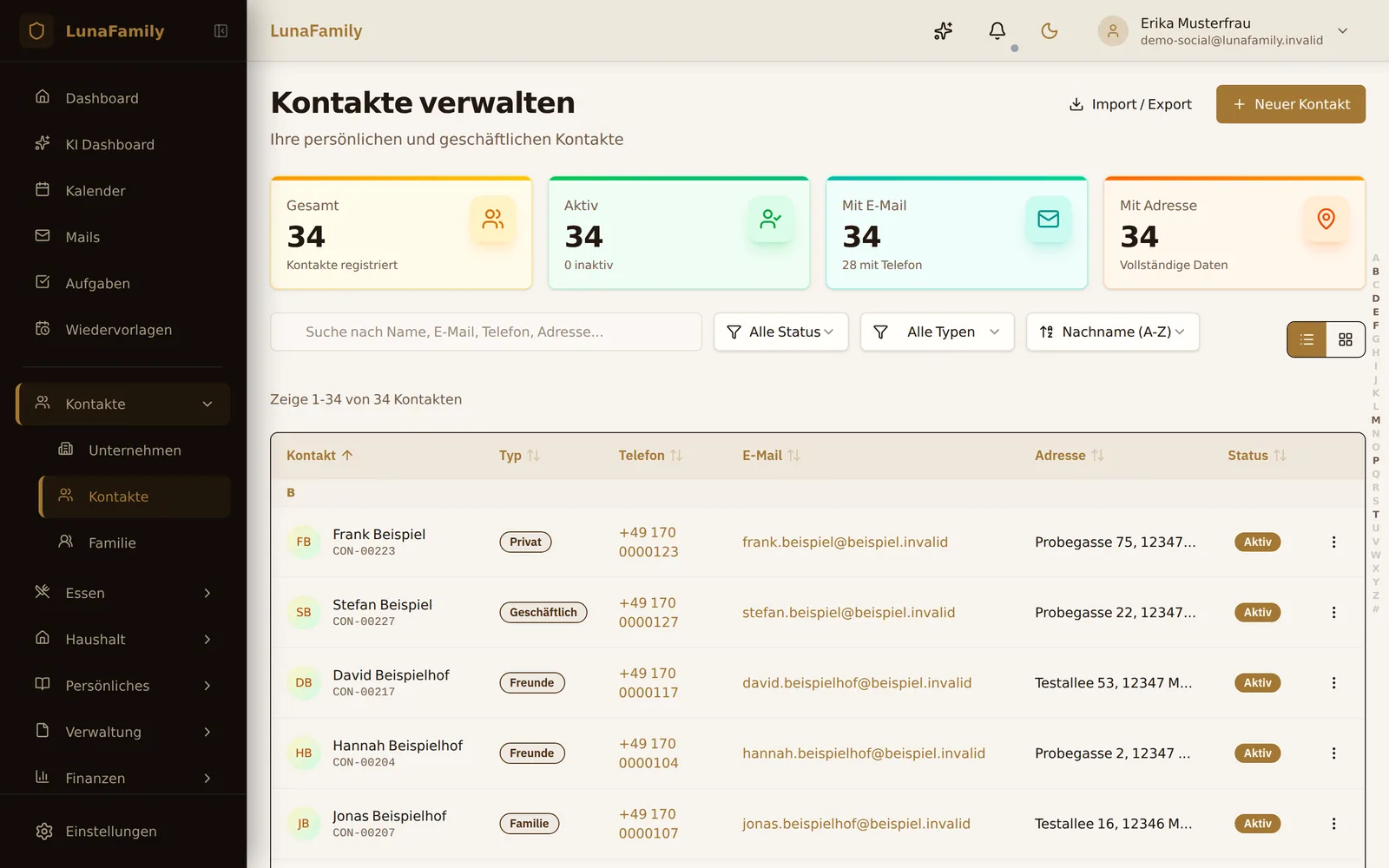 Das Kontaktbuch mit Geburtstagen und Adressen